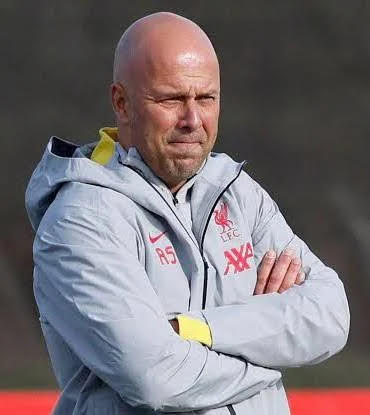 ARNE SLOT ON PRESSURE, MAN U BACK IN TITLE TALKS AND LUCKY PUNTER WINS 42.2M FROM 5K