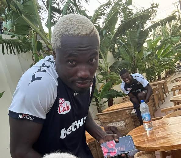 Ultimatum for Sowah: Simba SC Calls for Response to Disciplinary Costs Inside 72 Hours